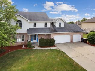 19309 Foxford Ln, Mokena, IL 60448