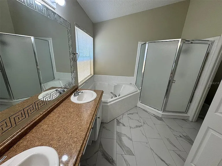 2347 Blake Way — Photo 18