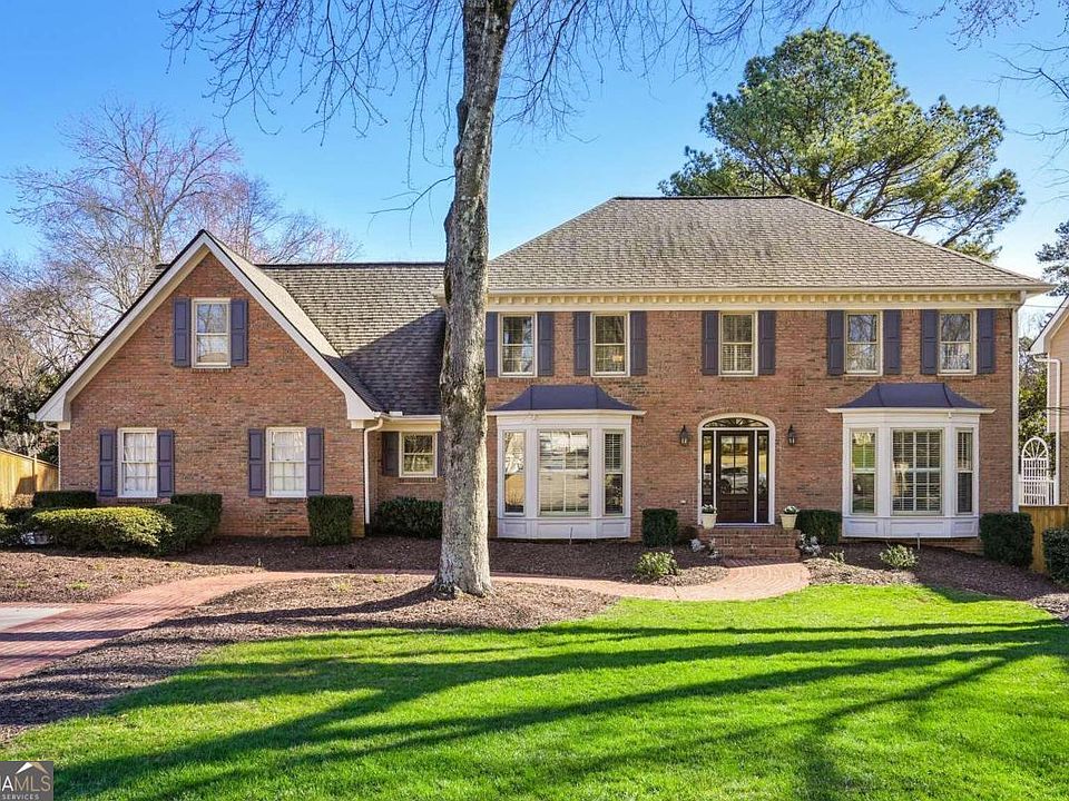 1st image of 1050 Redstone Ln
