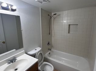 309 Columbia Dr SE #B, Albuquerque, NM 87106