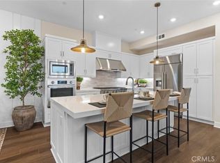 602 Chinon, Irvine, CA 92618