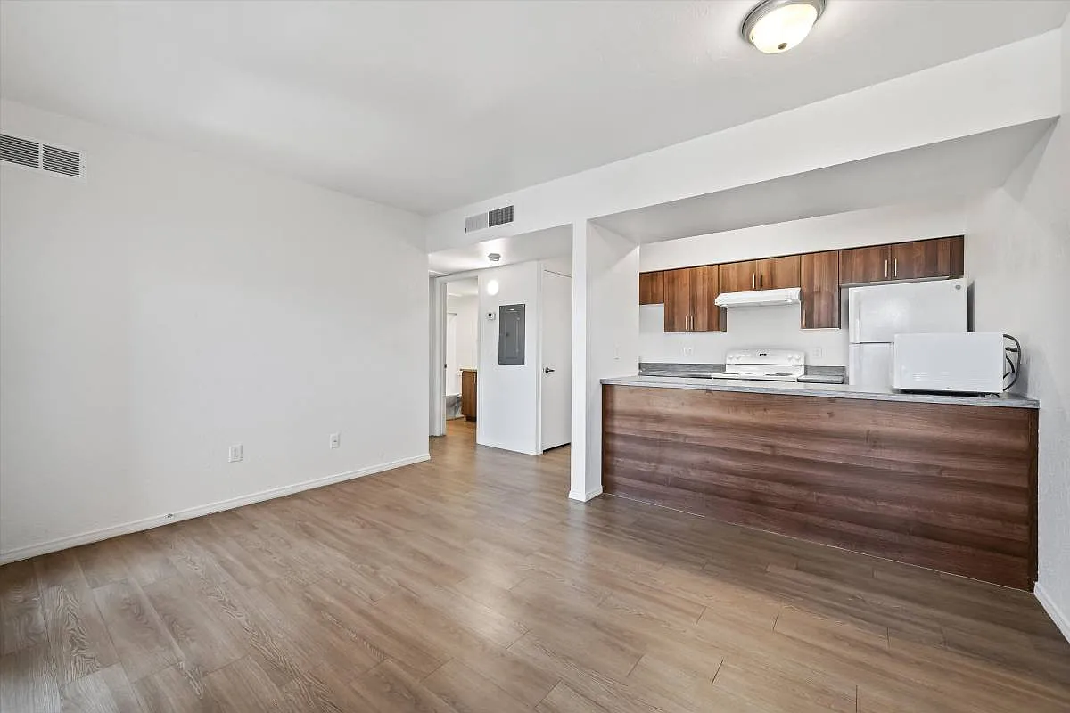 Talavera Apartments — Photo 4