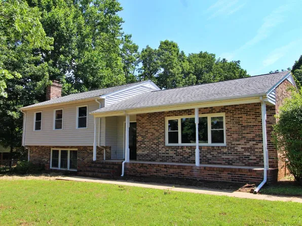 2044 Police Tower Rd, Appomattox, VA 24522