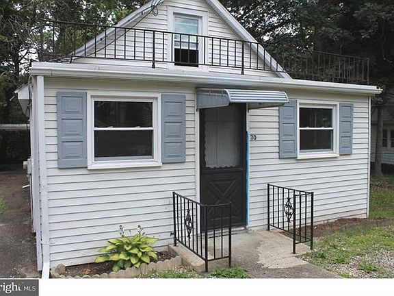 4th image of 30 Clementon Ave