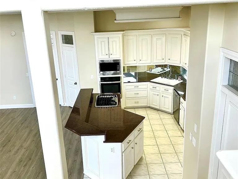 807 Kipp Ave #C — Photo 27