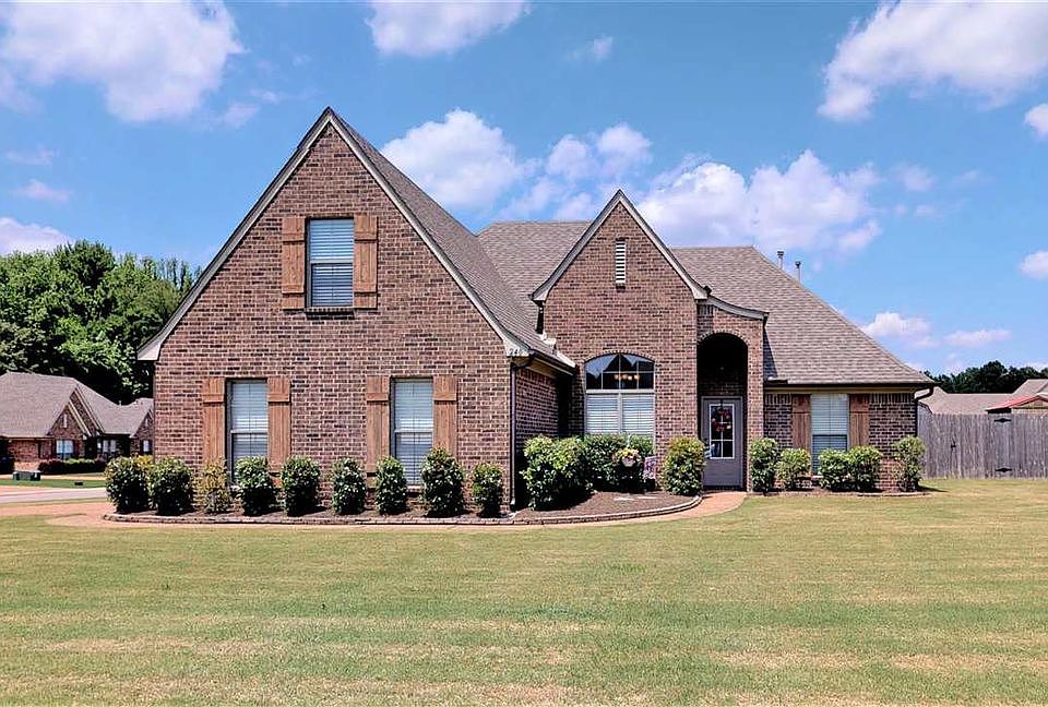 1st image of 240 Seawood Dr