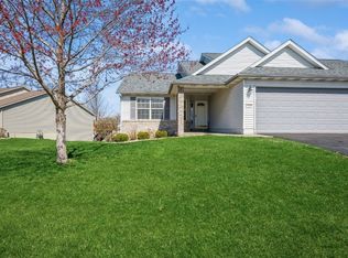 6306 Quail Ridge Dr SW, Cedar Rapids, IA 52404