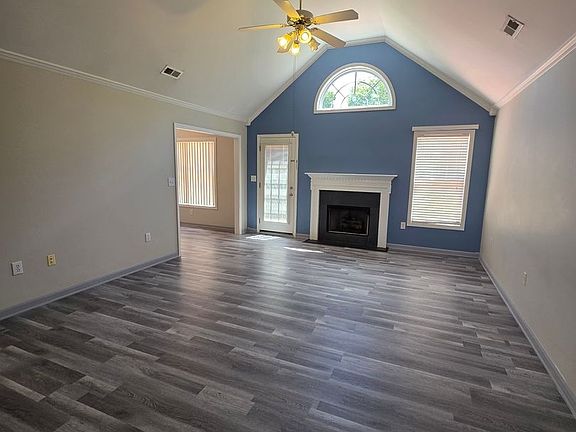 5th image of 210 Kingsley Park Dr