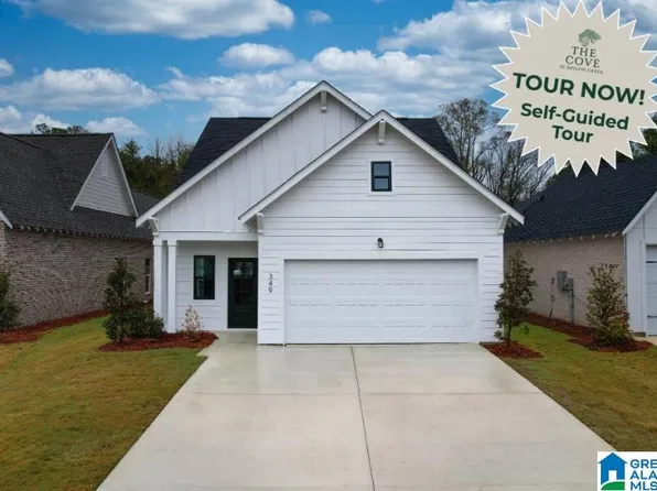 349 Shiloh Creek Dr, Calera, AL 35040