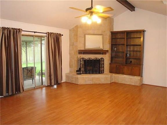 5th image of 414 Grant St
