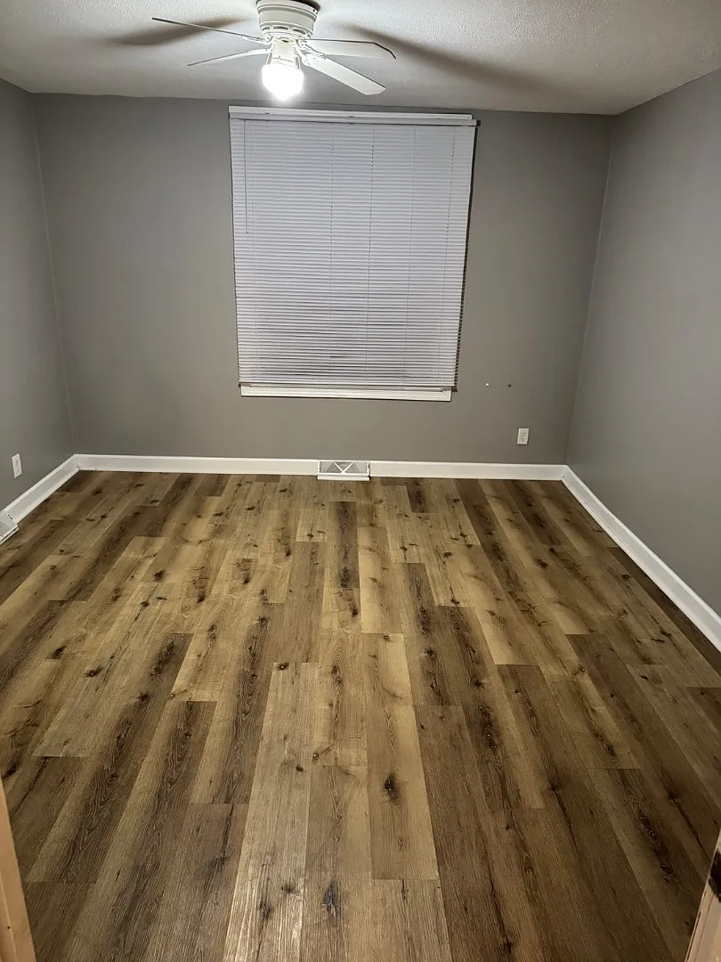 1115 Campbell Avenue Northwest - 1115 Campbell Ave NW - Bottom Unit — Photo 1