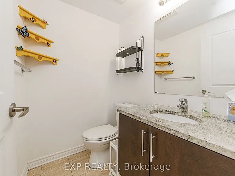 429 Kent St #221 — Photo 9