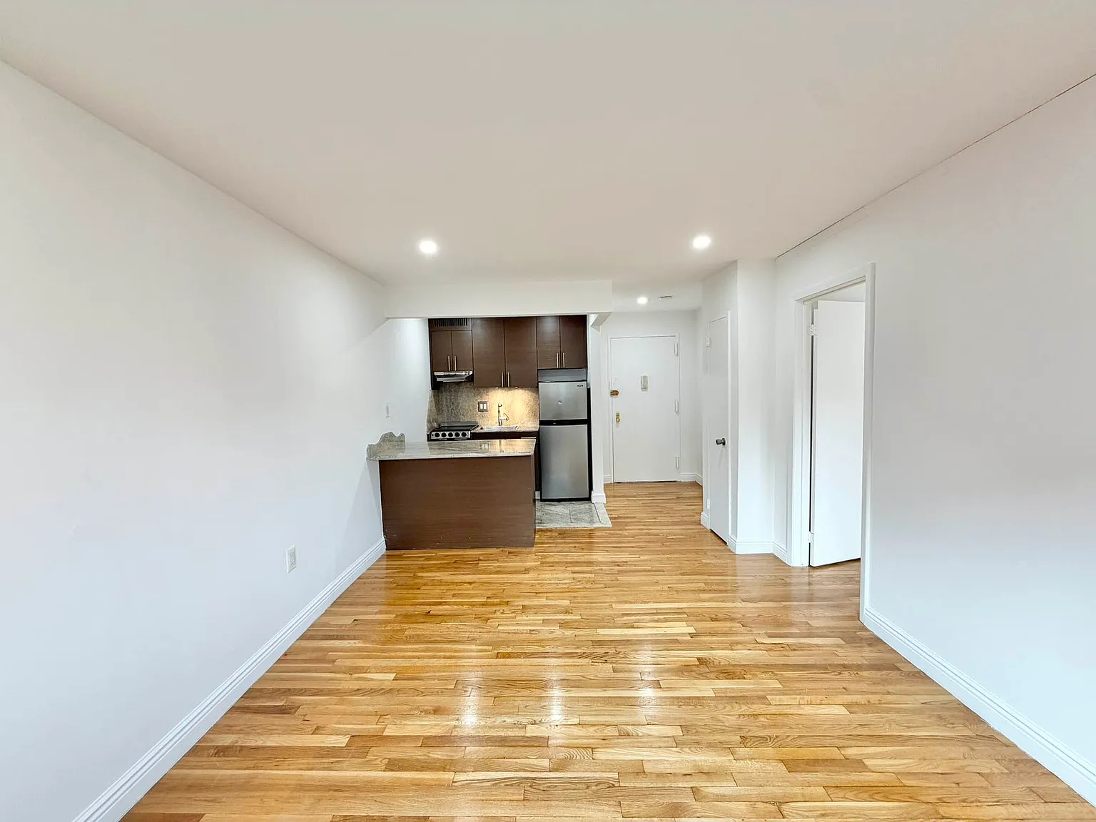50 Prince Street — Photo 4