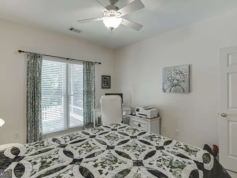 6440 Deep Woods Ct — Photo 33