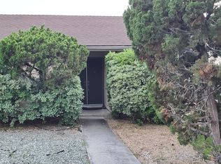 1901 Ruby Rd, Escondido, CA 92026