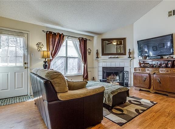 2nd image of 514 Berryhill Dr
