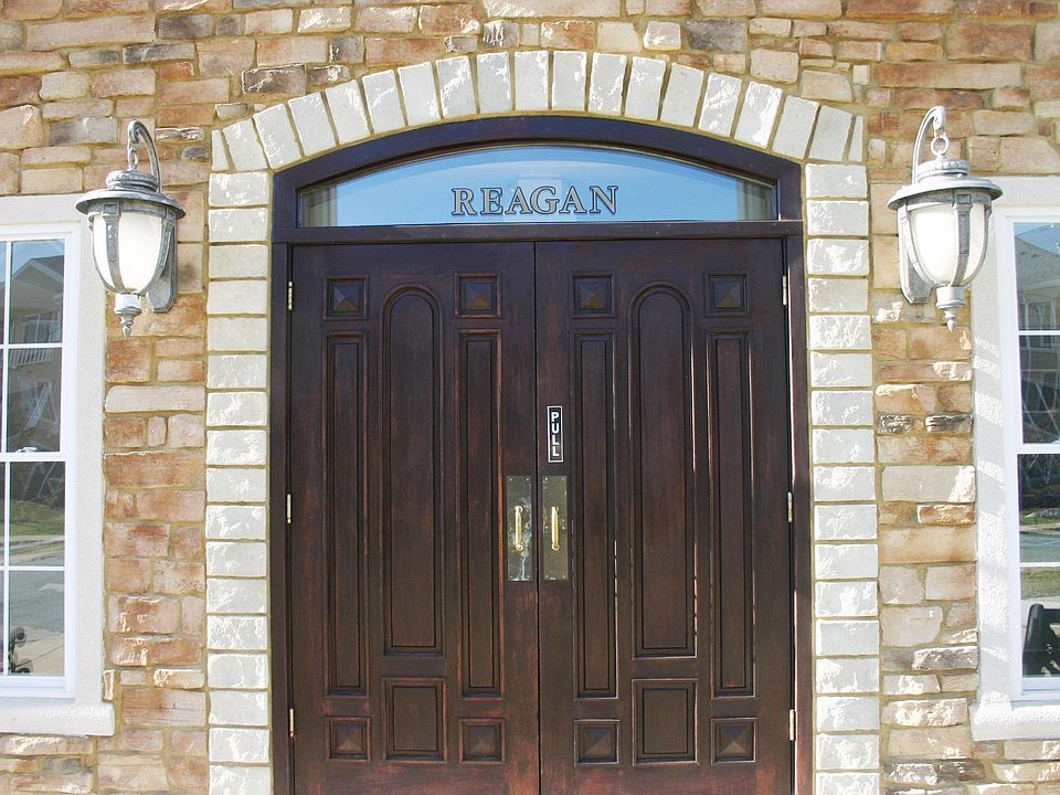 FIRST FLOOR LOCATION IN REAGAN BLG