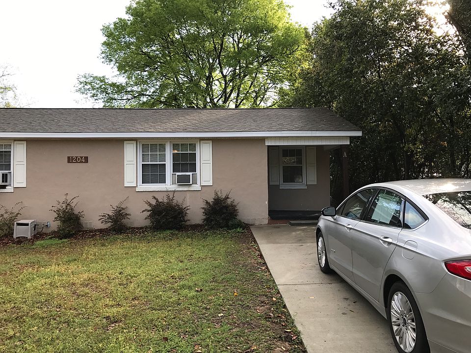 1 Car Driveway