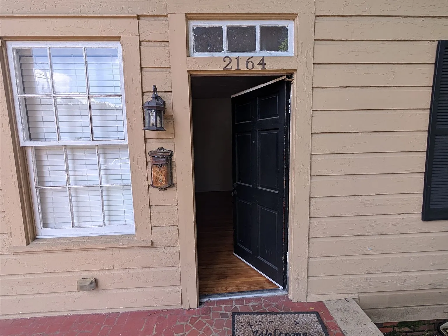 2 bed, 1.0 bath, 1200 sqft, $1,000 — Photo 3