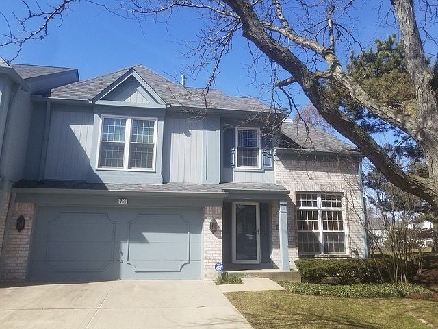 1st image of 756 Marseilles Cir