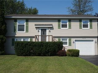 33 Alecia Dr, Rochester, NY 14626