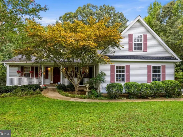 8175 Elizabeth Ln, La Plata, MD 20646