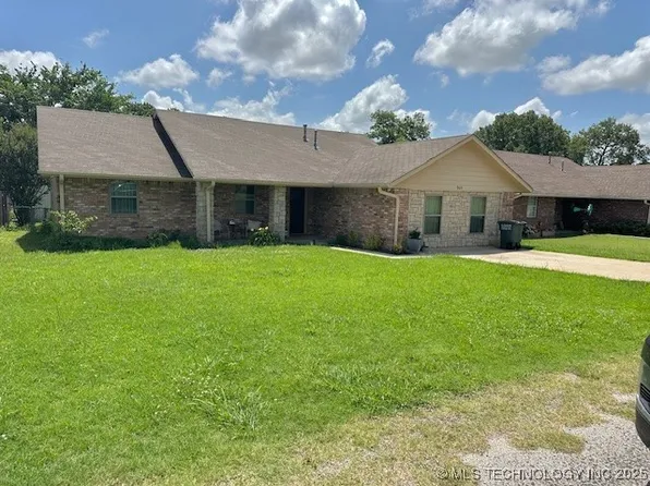 905 Rogers Ave, Madill, OK 73446