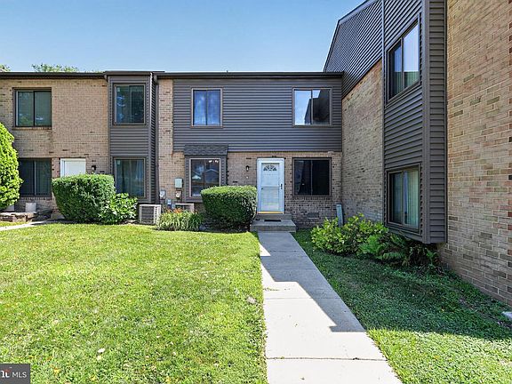 5th image of 5200 Hilltop Dr Unit 139