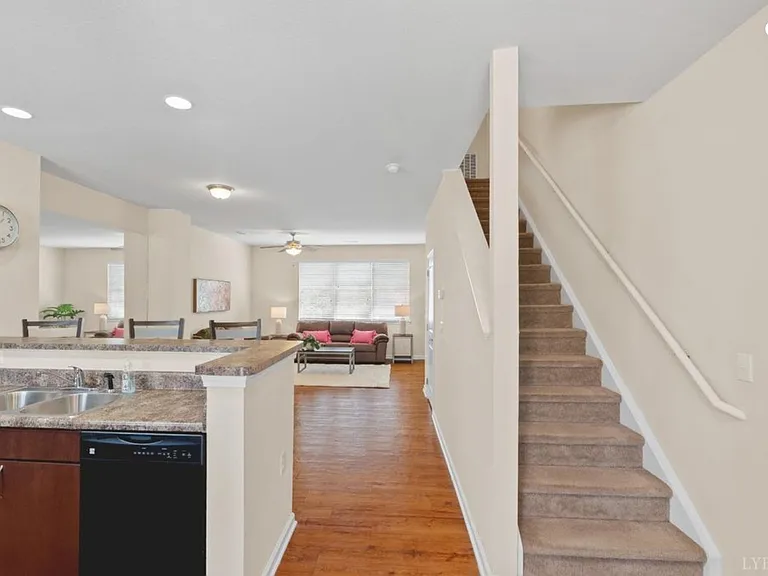1600 Wards Ferry Rd #803 — Photo 1