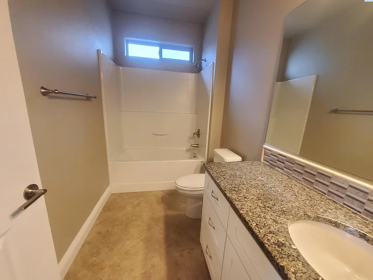 1290 N Oklahoma Pl — Photo 16
