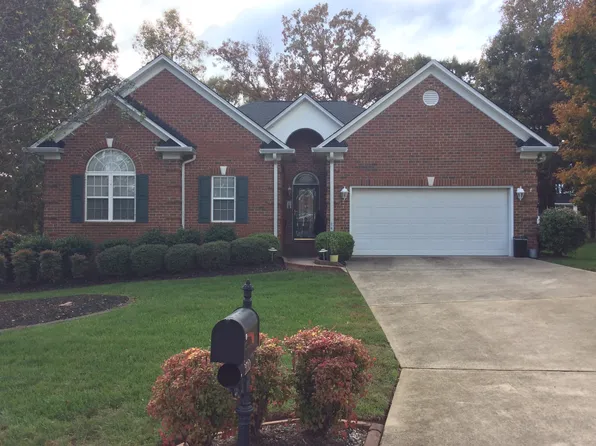 2713 Firethorn Ct, Gastonia, NC 28056