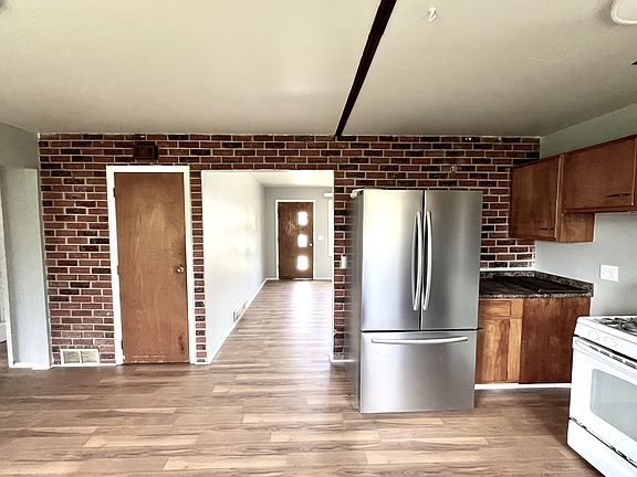 5th image of 5940 Sunridge Dr