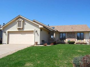 7442 Jocelyn Ave S, Cottage Grove, MN 55016