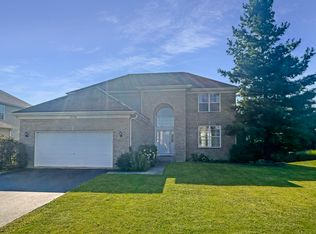 2756 Cranston Cir, Yorkville, IL 60560