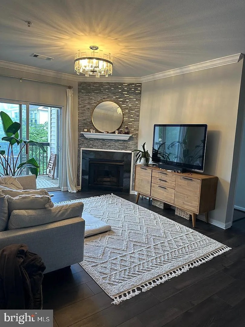 Fairfax Ridge Condo — Photo 4