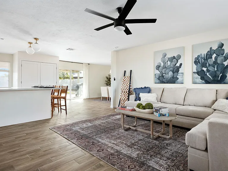 7245 E Sheridan St — Photo 6
