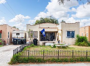 6033 Clarkson Ave, Maywood, CA 90270