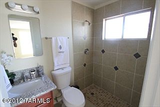 4th image of 8209 E Balfour Dr
