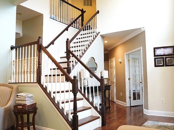 5th image of 8312 Tenbrook Dr
