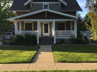 617 2nd St, Hull, IA 51239