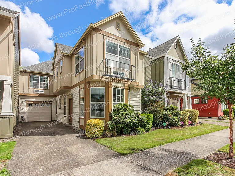 20703 SW Rosemount St — Photo 2