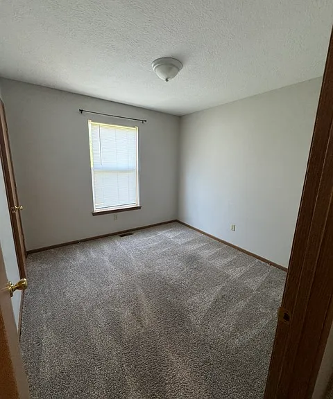 305 Cleveland Ave — Photo 10
