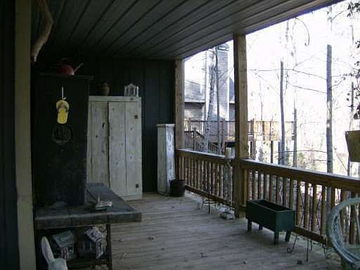 3rd image of 272 Eastview Dr