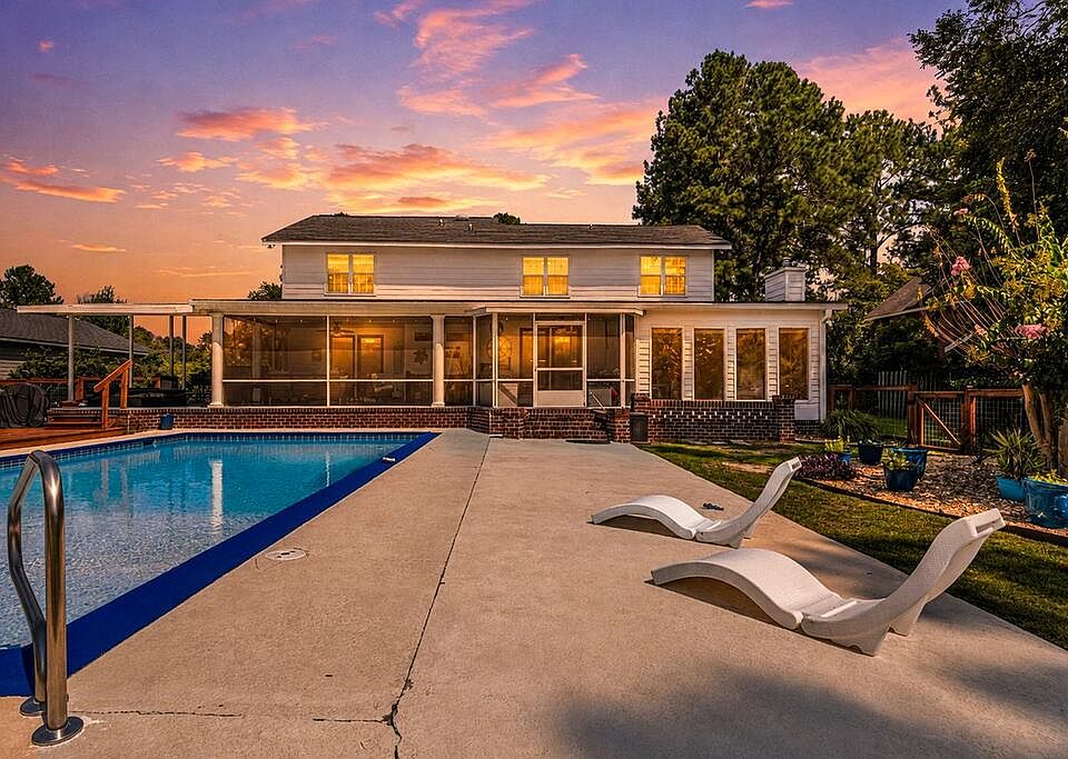 1st image of 166 Valhalla Rd