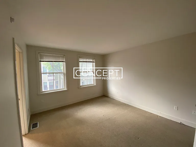 110A 2nd St #112 — Photo 9