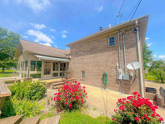 5th image of 1411 Clayton Dr