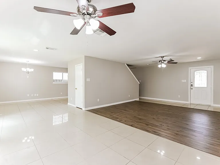 12510 Aarons Way Dr — Photo 4