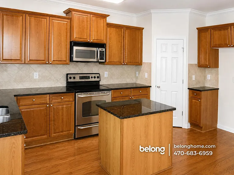 1429 Liberty Pkwy NW — Photo 4
