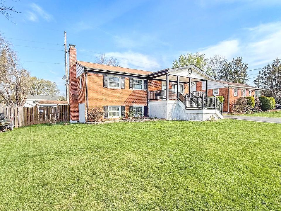 1st image of 9704 Loudoun Ave