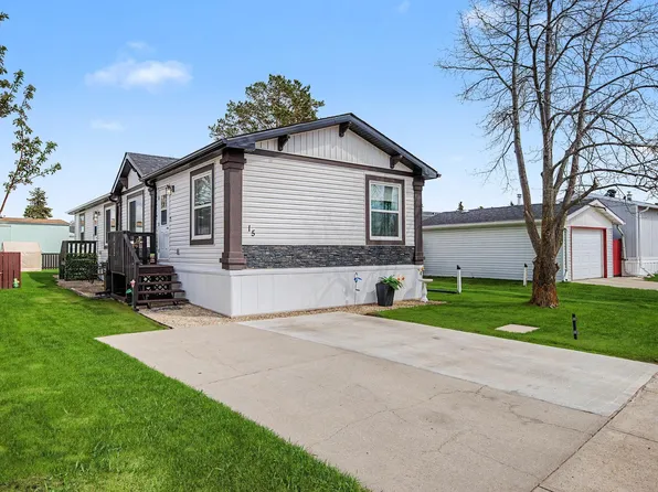12604 153rd Ave NW #15, Edmonton, AB T5X 4M7